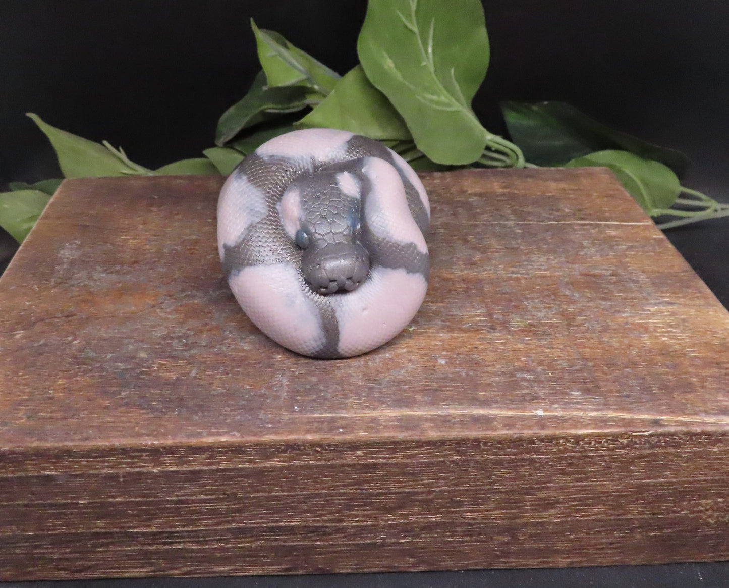 Pythin goat milk bath bar