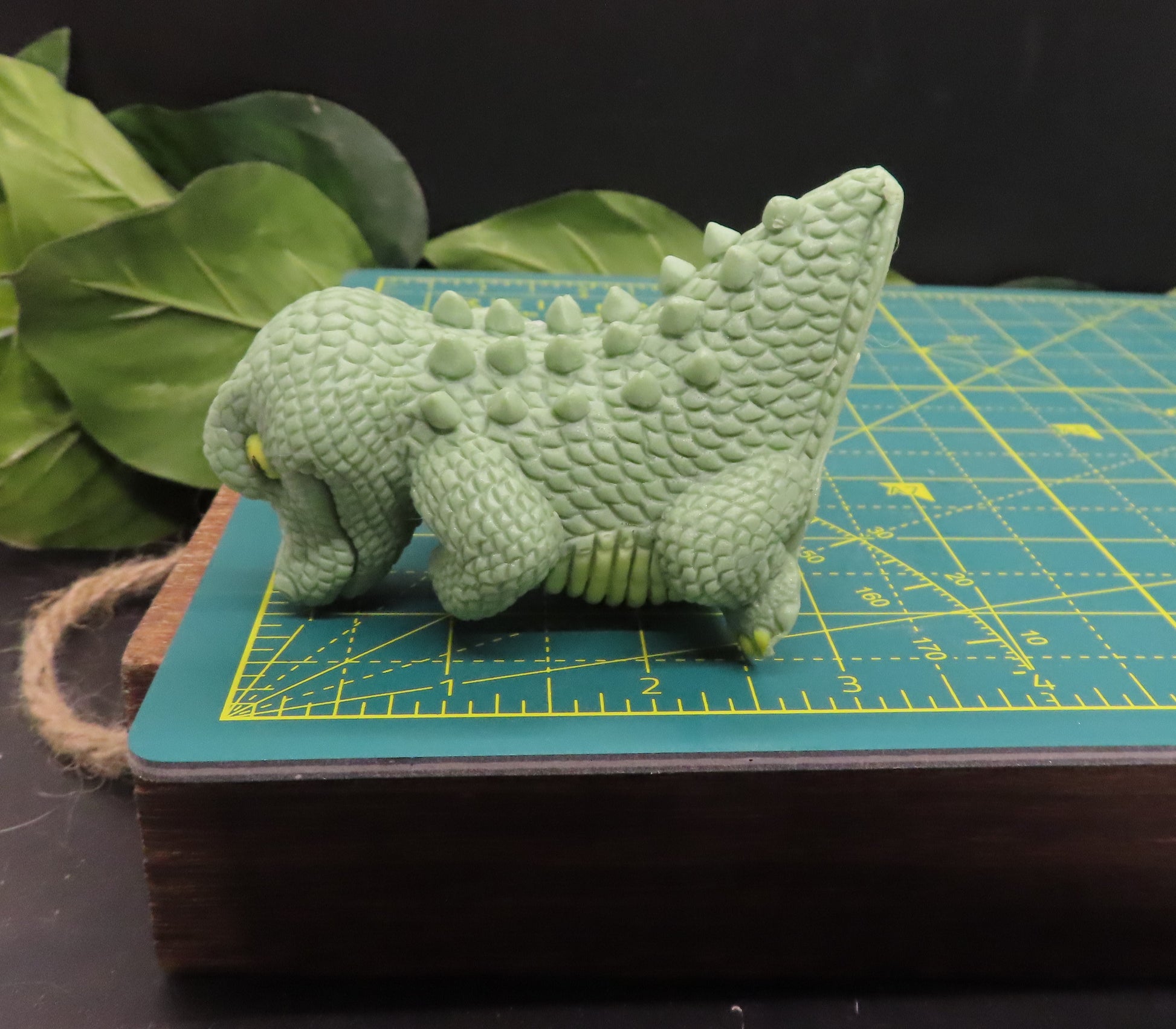 Aligator soap is 3 inches tall